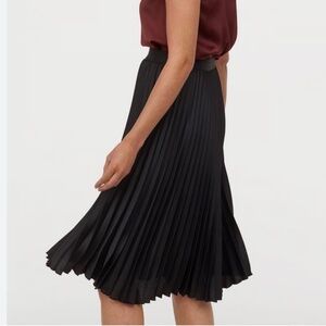 Sandro Skirt Pleated Lined Dark Academia Formal Flowy Goth silk-like Sz 12